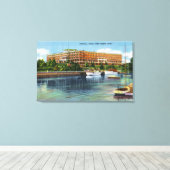 Uitzicht van het Marshall House Canvas Afdruk (Insitu (Houten vloer))