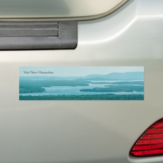 Uitzicht van het meer en de bergen bumpersticker (Op auto)