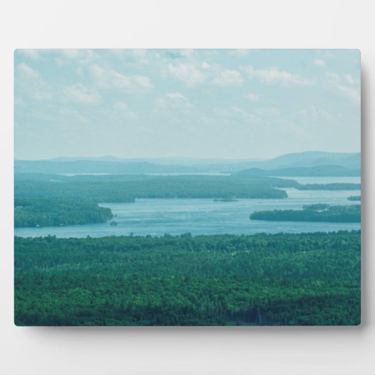 Uitzicht van het meer en de bergen fotoplaat (Voorkant)