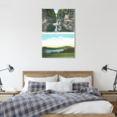 Uitzicht van het meer van Abruikbare Chasm en Sara Canvas Afdruk (Insitu (Slaapkamer))