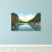 Uitzicht van het meer van Colden van het meer van  Canvas Afdruk (Insitu (Houten vloer))