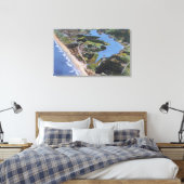 Uitzicht van het meer van Devil Canvas Afdruk (Insitu (Slaapkamer))