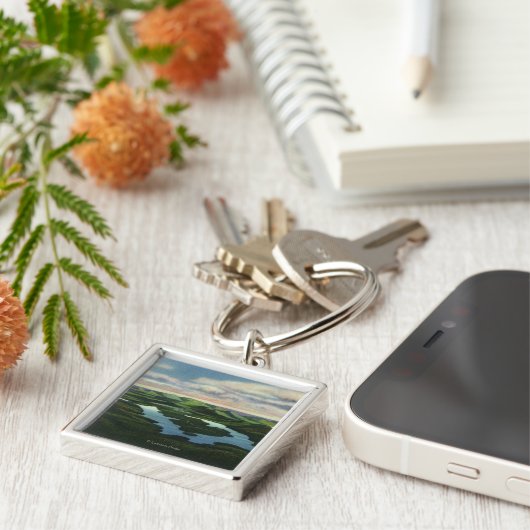 Uitzicht van het meer van het meerzuur sleutelhanger (Zijkant)