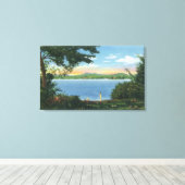 Uitzicht van het meer van Pontoosuc Canvas Afdruk (Insitu (Houten vloer))