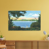 Uitzicht van het meer van Pontoosuc Canvas Afdruk (Insitu (Woonkamer))