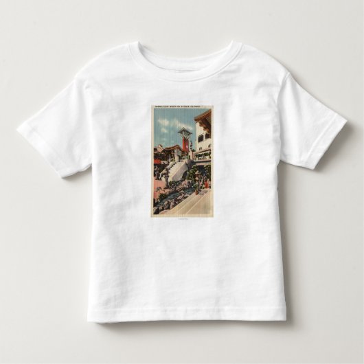 Uitzicht van het Mission Inn & Oriental Court Kinder Shirts (Voorkant)