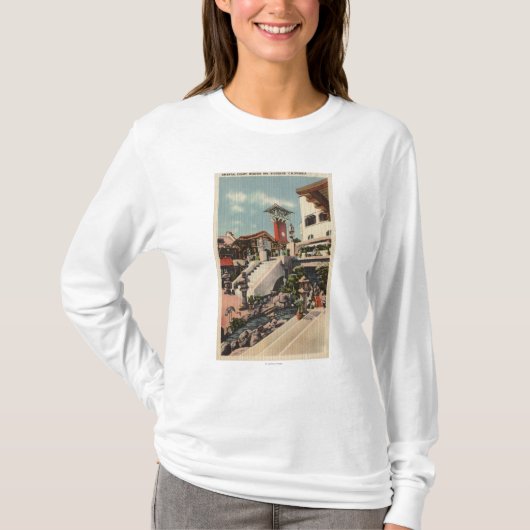 Uitzicht van het Mission Inn & Oriental Court T-shirt (Voorkant)