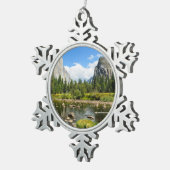 Uitzicht van het Nationaal Park van Yosemite Tin Sneeuwvlok Ornament (Rechts)