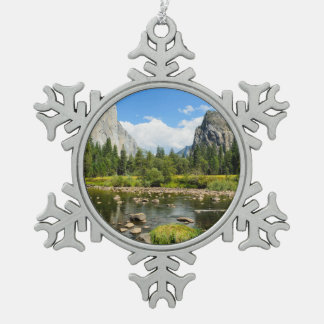 Uitzicht van het Nationaal Park van Yosemite Tin Sneeuwvlok Ornament
