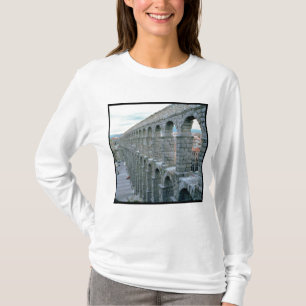 Uitzicht van het Romeinse aquaduct, waarschijnlijk T-shirt