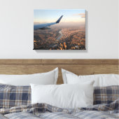 uitzicht van het waterlichaam tussen gebouwen vanu canvas afdruk (Insitu (Slaapkamer))