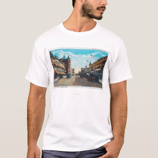Uitzicht van Main Street met model-T Ford Cars T-shirt (Voorkant)