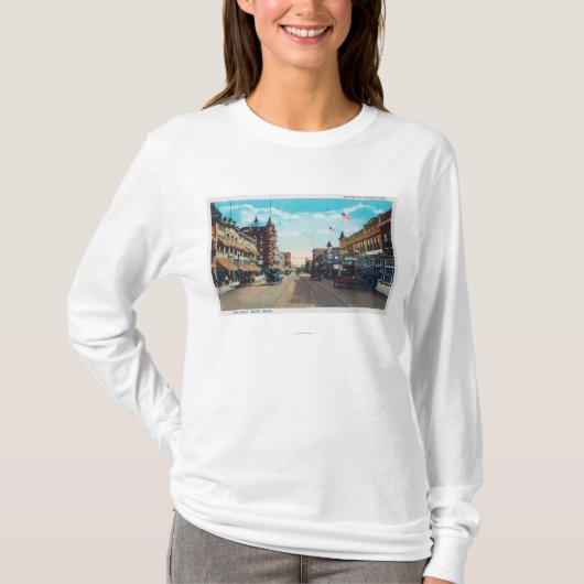 Uitzicht van Main Street met model-T Ford Cars T-shirt (Voorkant)