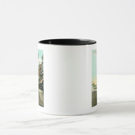 Uitzicht van Main Street Monrovia, CA Mok (Midden)