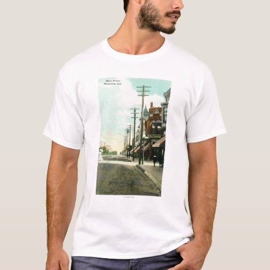 Uitzicht van Main Street Monrovia, CA T-shirt (Voorkant)