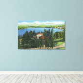 Uitzicht van Mirror Lake en Mirror Lake Inn Canvas Afdruk (Insitu (Houten vloer))