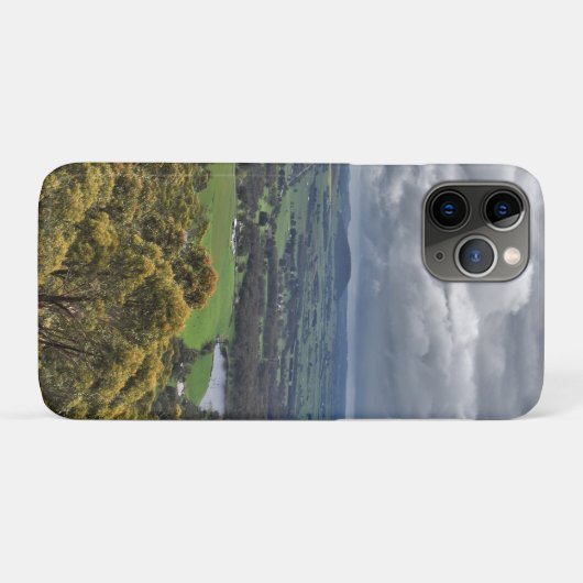 Uitzicht van Mount Buninyong iPhone Case (Achterkant (horizontaal))