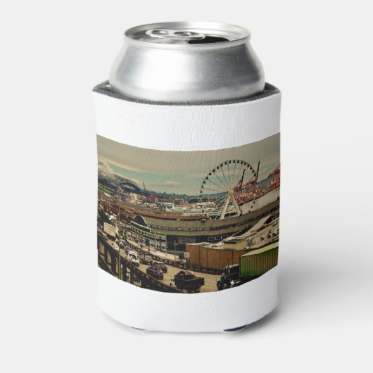 Uitzicht van Mount Rainier vanaf Pike Place Public Blikjeskoeler (Blikje Achterkant)