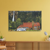 Uitzicht van Multnomah Herfsten Lodge Canvas Afdruk (Insitu (Woonkamer))