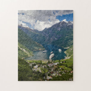 Uitzicht van Noorwegen aan Geiranger van Flydalsju Legpuzzel