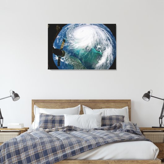 Uitzicht van Orkaan Dorian. Canvas Afdruk (Insitu (Slaapkamer))