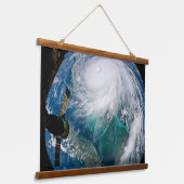 Uitzicht van Orkaan Dorian. Hangend Wandkleed (Gebogen)