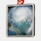 Uitzicht van Orkaan Dorian. Metalen Ornament (Links)