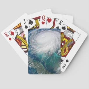 Uitzicht van Orkaan Dorian. Pokerkaarten