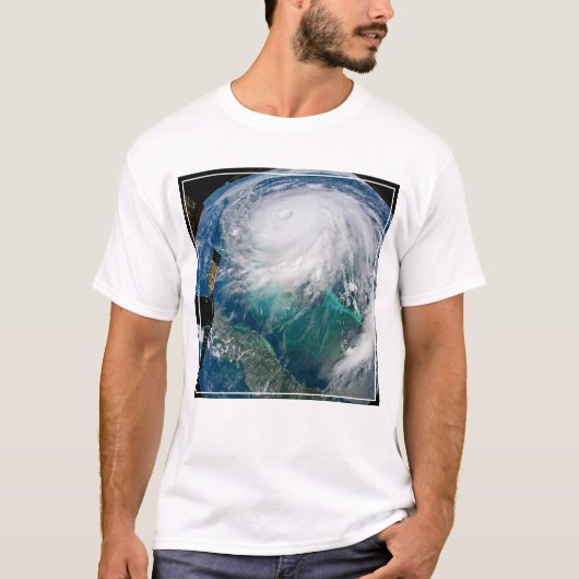 Uitzicht van Orkaan Dorian. T-shirt (Voorkant)