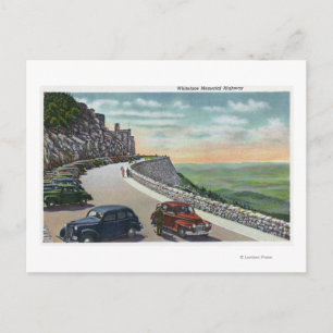 Uitzicht van oude auto's op Whiteface Memorial Hwy Briefkaart
