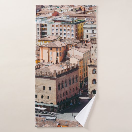 Uitzicht van Piazza Maggiore Square en San Petr Badhanddoek (Badhanddoek)