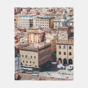 Uitzicht van Piazza Maggiore Square en San Petr Fleece Deken