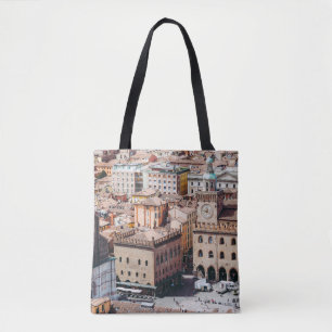Uitzicht van Piazza Maggiore Square en San Petr Tote Bag