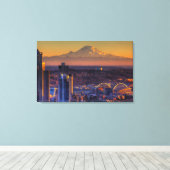 Uitzicht van Seattle in het centrum van het footba Canvas Afdruk (Insitu (Houten vloer))