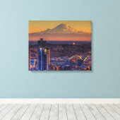 Uitzicht van Seattle in het centrum van het footba Canvas Afdruk (Insitu (Houten vloer))