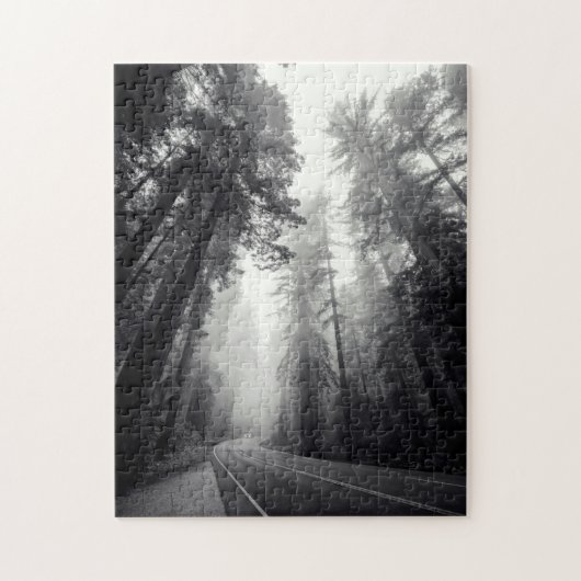 Uitzicht van Sequoia-bomen in de bosbouw Legpuzzel (Verticaal)