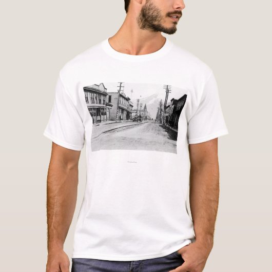 Uitzicht van Skagway, foto van Alaska T-shirt (Voorkant)