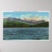 Uitzicht van Snowy Mts van de Tupper Lake Road Poster (Voorkant)