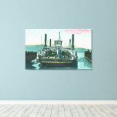 Uitzicht van SP Ferry Boat Solano in Dock 2 Canvas Afdruk (Insitu (Houten vloer))