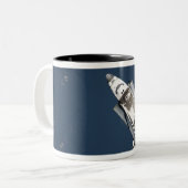 Uitzicht van Space Shuttle Discovery 2 vanuit de l Tweekleurige Koffiemok (Voorkant links)