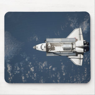 Uitzicht van Space Shuttle Discovery 3 vanuit de l Muismat