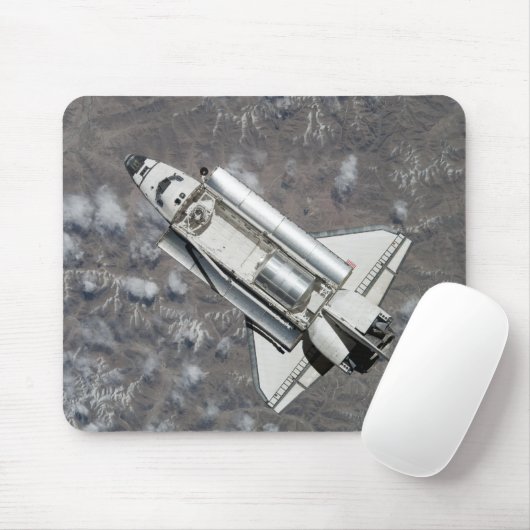 Uitzicht van Space Shuttle Discovery vanuit de luc Muismat (Met muis)