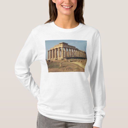 Uitzicht van Temple E, c.490-480 BC T-shirt (Voorkant)