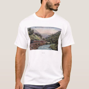 Uitzicht van treinen dat de vallei van Yosemite in T-shirt