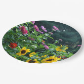 Uitzicht van tuinbouw- zonnebloem, appelwijn, kosm papieren bordje (Gekanteld)