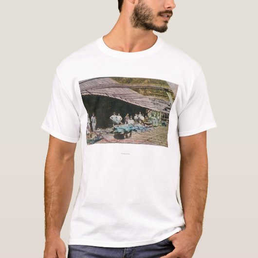 Uitzicht van werknemers van de Eureka Slate Quarry T-shirt (Voorkant)