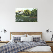 Uitzicht van Willow Pond Canvas Afdruk (Insitu (Slaapkamer))