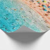 Uitzicht van zandige zandstranden met kleurrijke p cadeaupapier (Hoek)