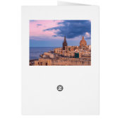 Uitzicht van zonnepanelen boven Valletta (Achterkant)