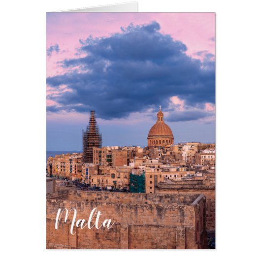 Uitzicht van zonnepanelen boven Valletta (Voorkant)